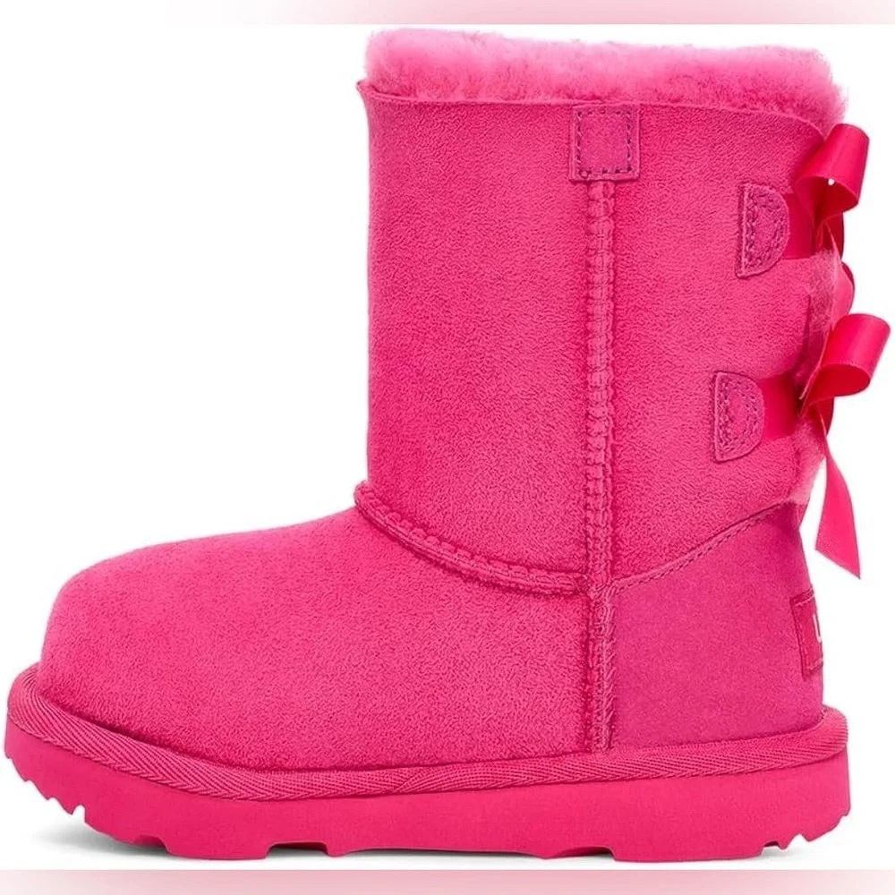 UGG Bailey Bow II Raspberry Pink Shearling Boots Kids Girl Size 4 USED CONDITION